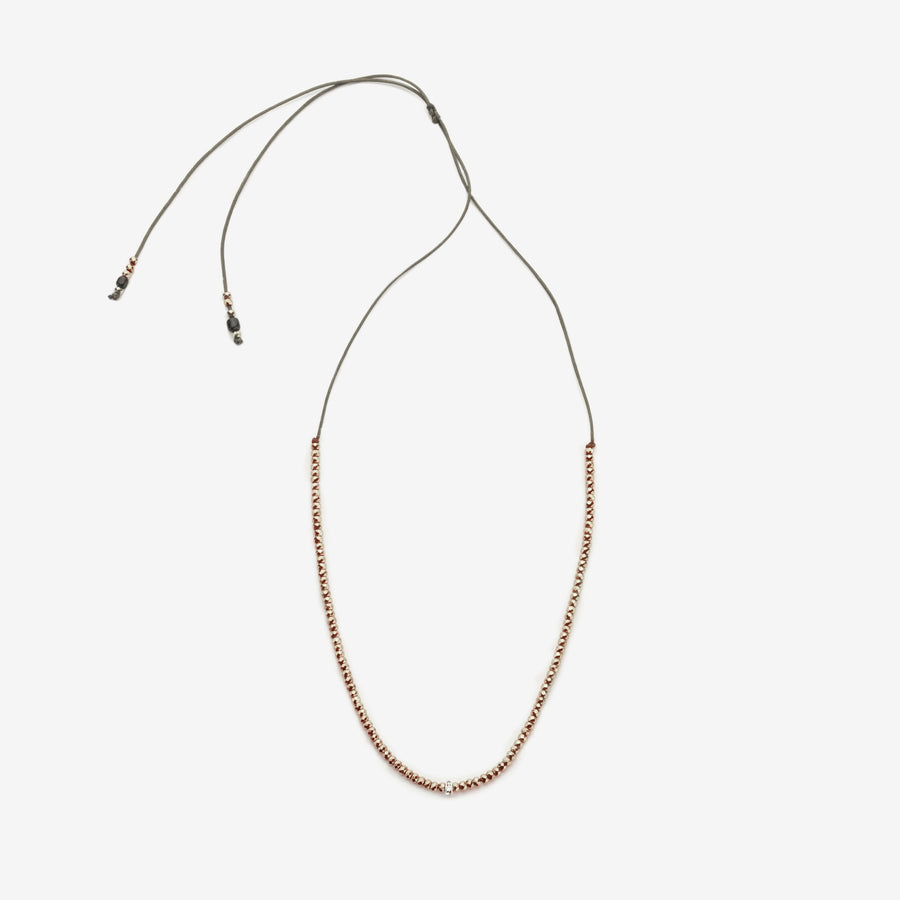 collier femme, bijou fantaisie femme de qualité, bijoux plaqué or, bijoux haut de gamme, bijoux créateurs paris, bijoux femme tendance, pierre semi précieuse, hématites